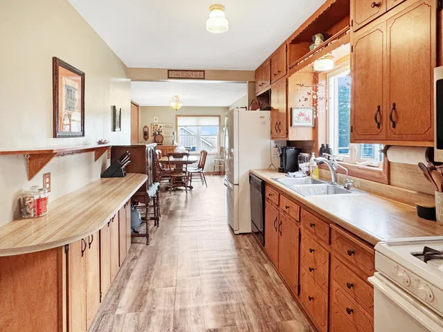 $260,000 | 311 1st Street, Russell, MN 56169