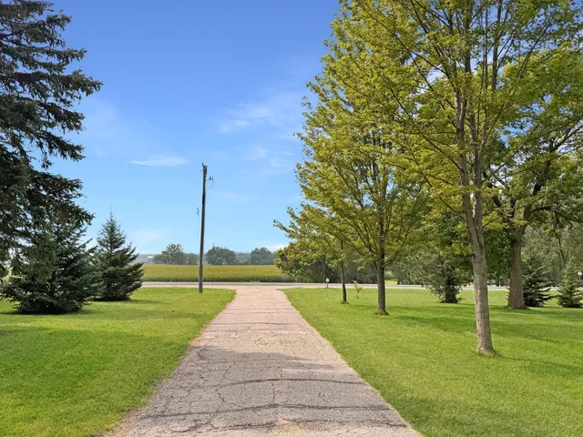 $260,000 | 311 1st Street, Russell, MN 56169