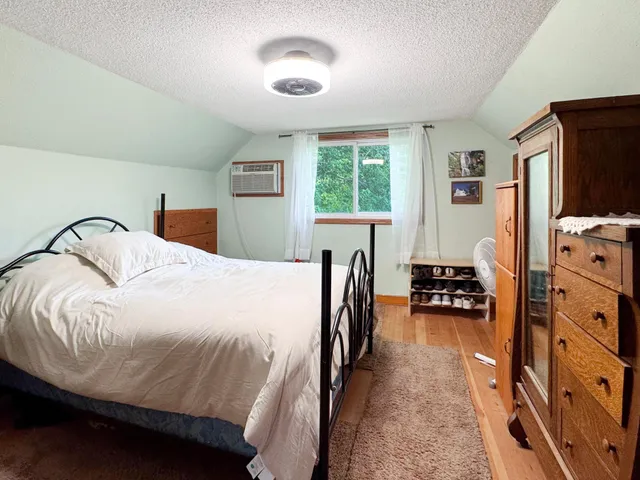 $260,000 | 311 1st Street, Russell, MN 56169