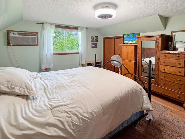 $260,000 | 311 1st Street, Russell, MN 56169