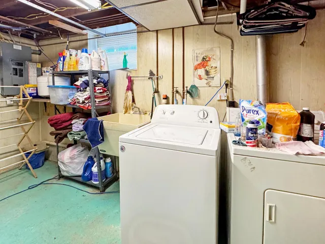 $260,000 | 311 1st Street, Russell, MN 56169