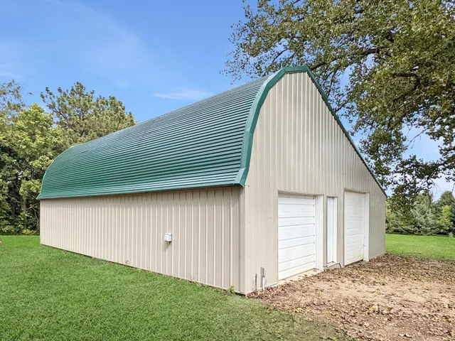 $260,000 | 311 1st Street, Russell, MN 56169