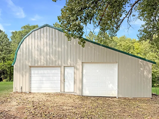 $260,000 | 311 1st Street, Russell, MN 56169