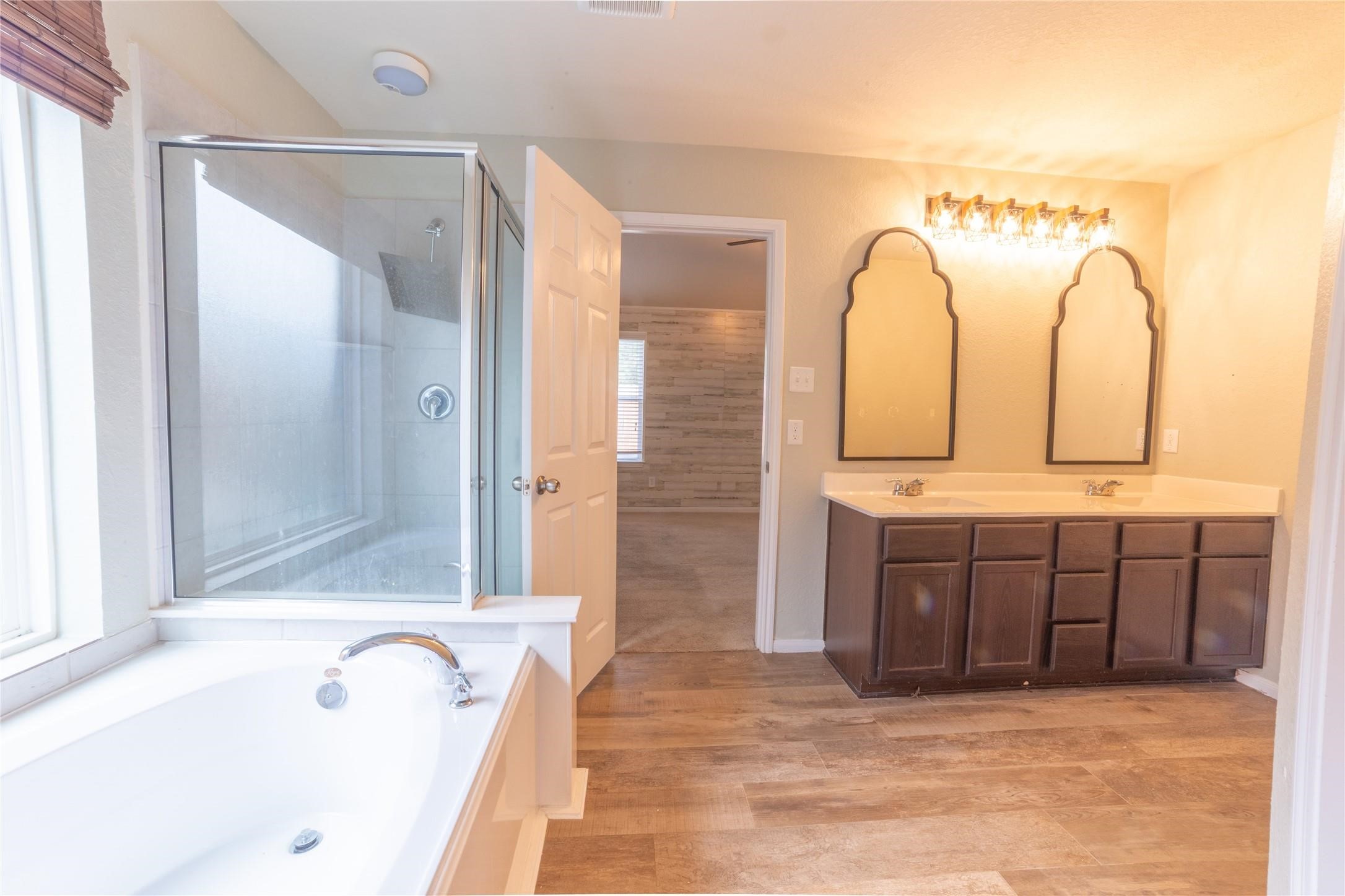 10510 Chestnut Path Way Tomball, TX 77375 - Photo 10 of 18 Primary bathroom with double sinks