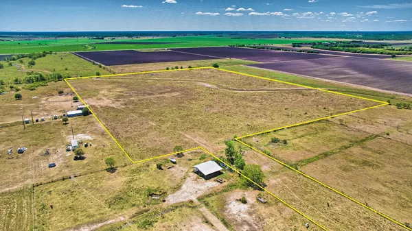 $750,000 | 1 Beard Road, Needville, TX 77461