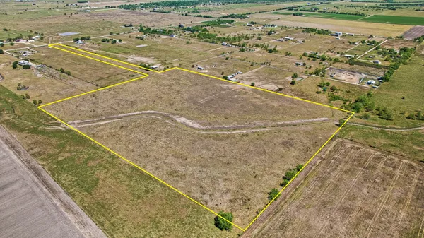 $750,000 | 1 Beard Road, Needville, TX 77461