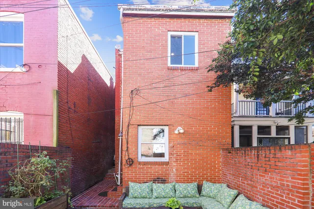 $919,000 | 1414 North Carolina Avenue Northeast, Washington, DC 20002