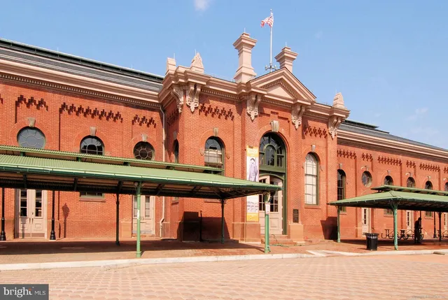 $919,000 | 1414 North Carolina Avenue Northeast, Washington, DC 20002