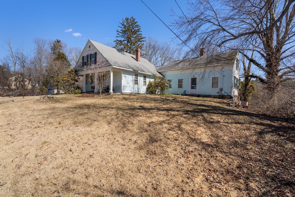 17 North Main Street Upton, MA 01568 - Photo 2 of 16
