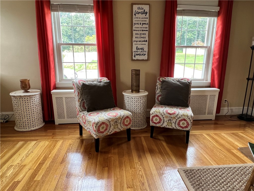 180 Audubon Road Warwick, RI 02888 - Photo 8 of 35 Lots of sunlight