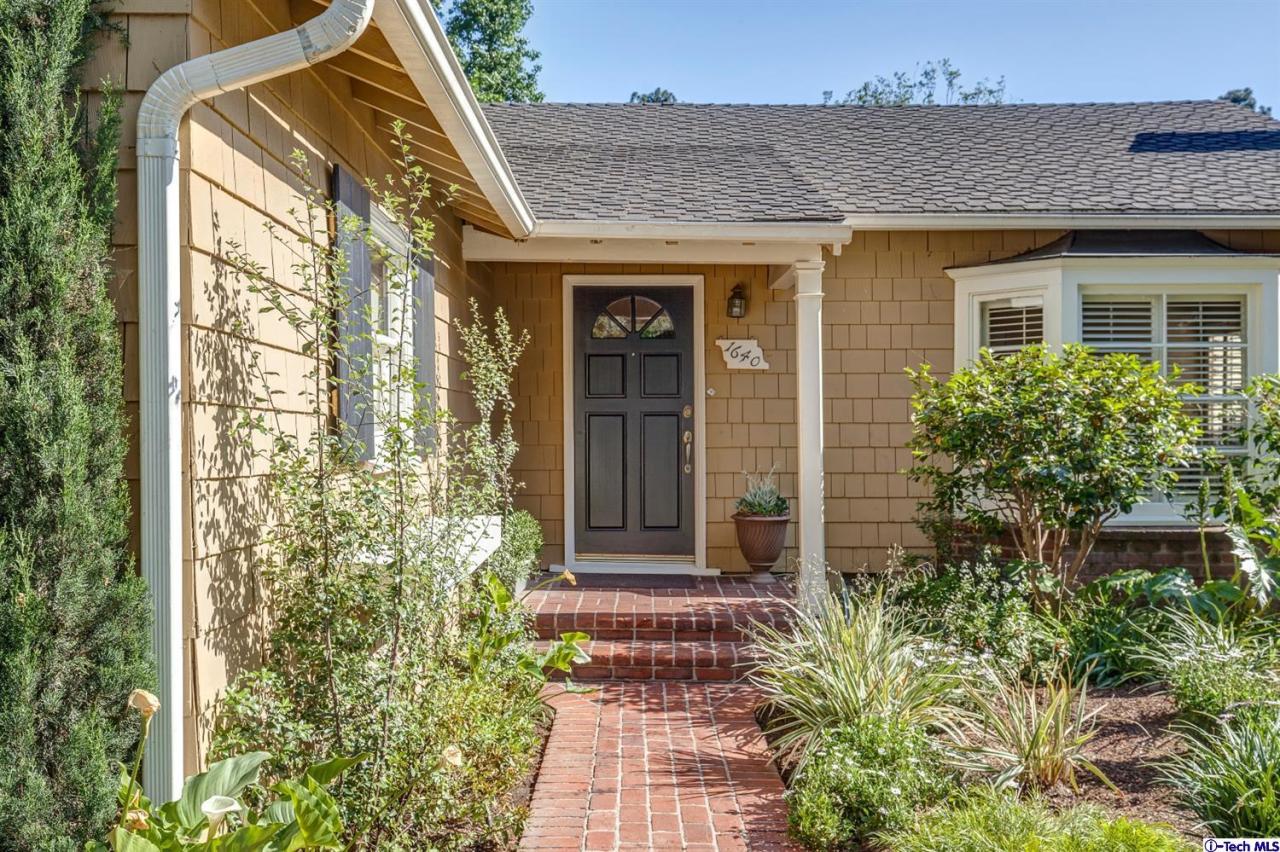 1640 Opechee Way Glendale, CA 91208 - Photo 2 of 27 Additional Photo