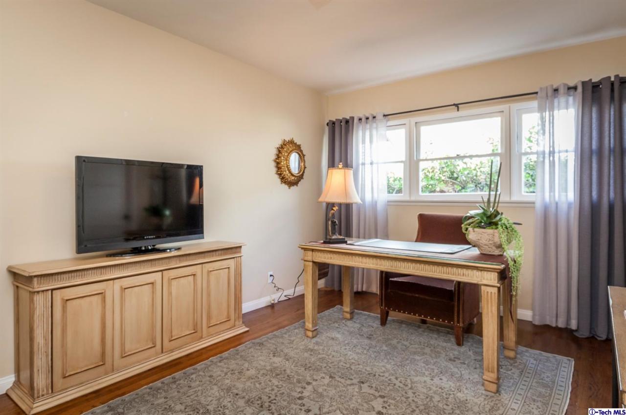 1640 Opechee Way Glendale, CA 91208 - Photo 16 of 27 Additional Photo