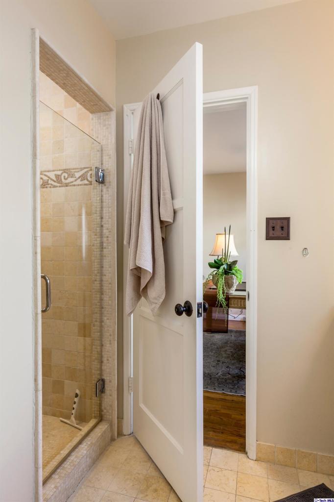 1640 Opechee Way Glendale, CA 91208 - Photo 18 of 27 Additional Photo