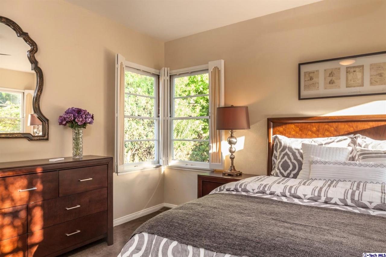 1640 Opechee Way Glendale, CA 91208 - Photo 21 of 27 Additional Photo