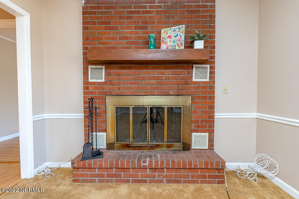 301 Lake Road Havelock, NC 28532 - Photo 3 of 27 Brick Front Fireplace