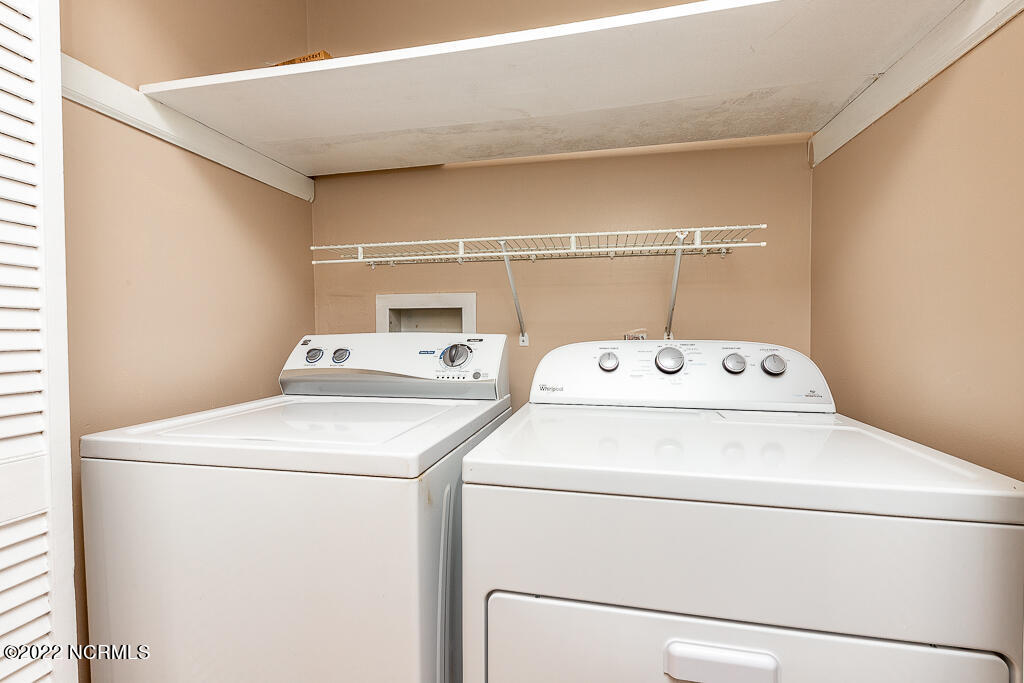 301 Lake Road Havelock, NC 28532 - Photo 8 of 27 Laundry Closet