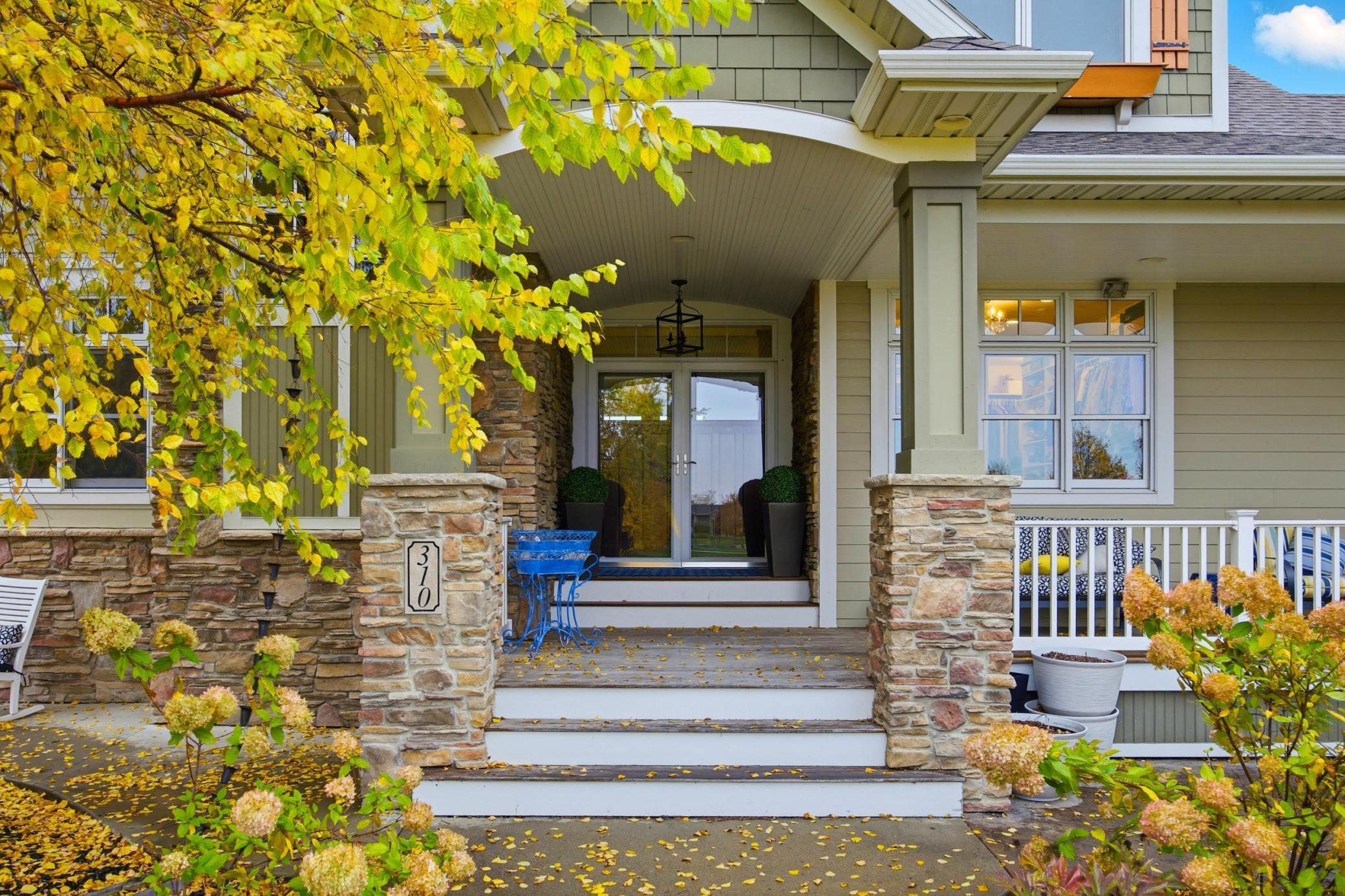 310 48th Avenue Southwest Moorhead, MN 56560 - Photo 3 of 75