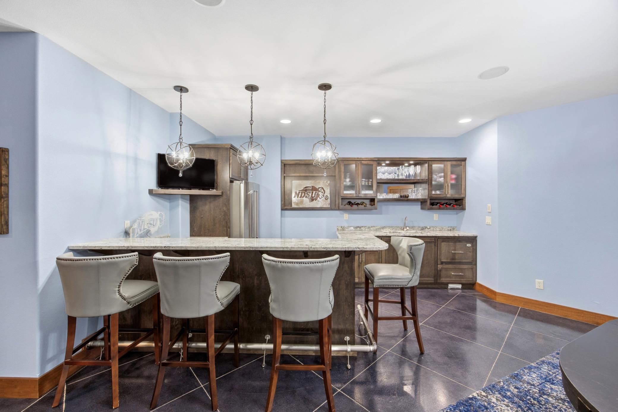 310 48th Avenue Southwest Moorhead, MN 56560 - Photo 44 of 75