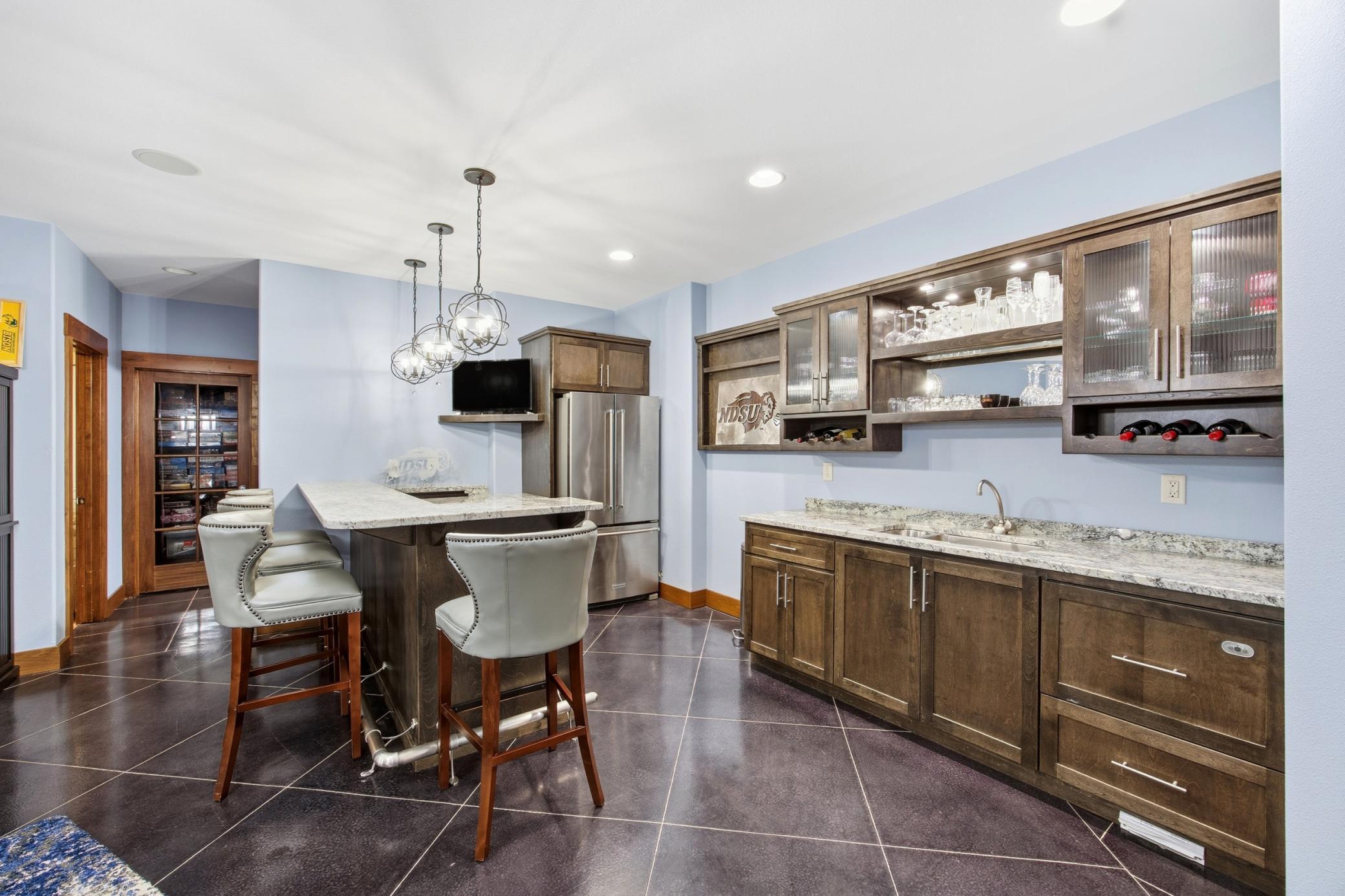 310 48th Avenue Southwest Moorhead, MN 56560 - Photo 45 of 75