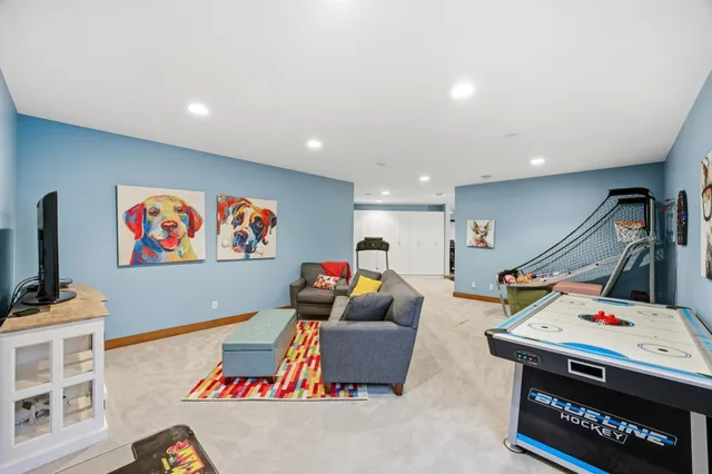 $1,500,000 | 310 48th Avenue Southwest, Moorhead, MN 56560