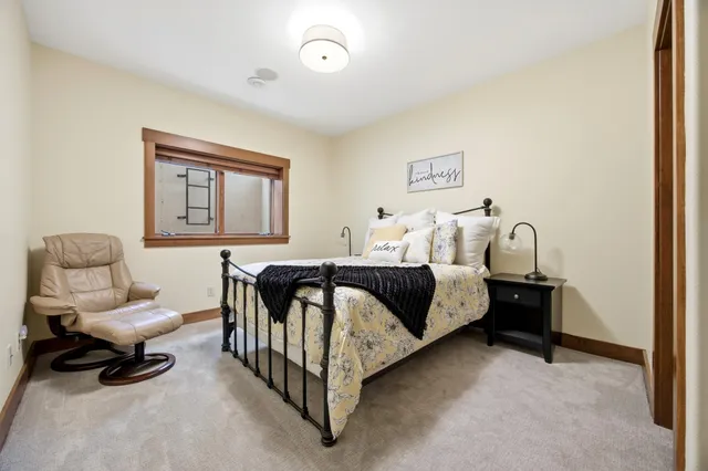 $1,500,000 | 310 48th Avenue Southwest, Moorhead, MN 56560