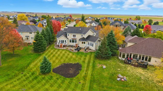 $1,500,000 | 310 48th Avenue Southwest, Moorhead, MN 56560