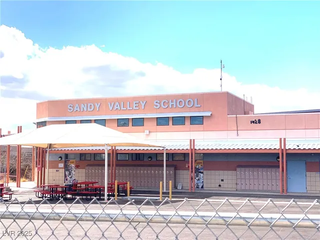 $250,000 | 8.91-ac 8.91-ac On Obsidian & Miami Avenue, Sandy Valley, NV 89019