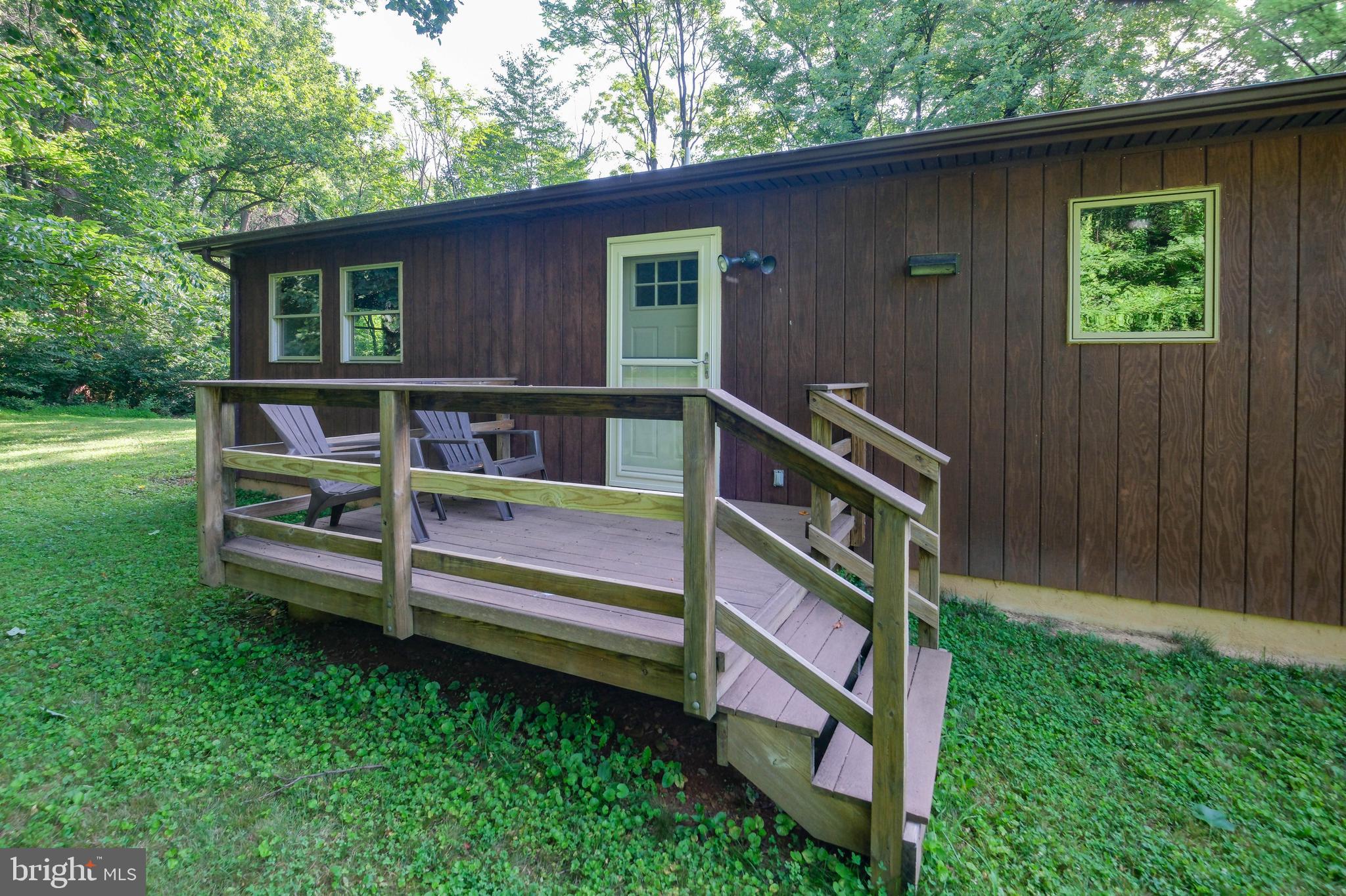 16 Head Waters Road Chester Gap, VA 22623 - Photo 4 of 43