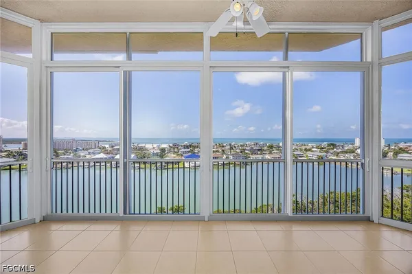 $1,050,000 | 4192 Bay Beach Lane, Unit 8105, Fort Myers Beach, FL 33931