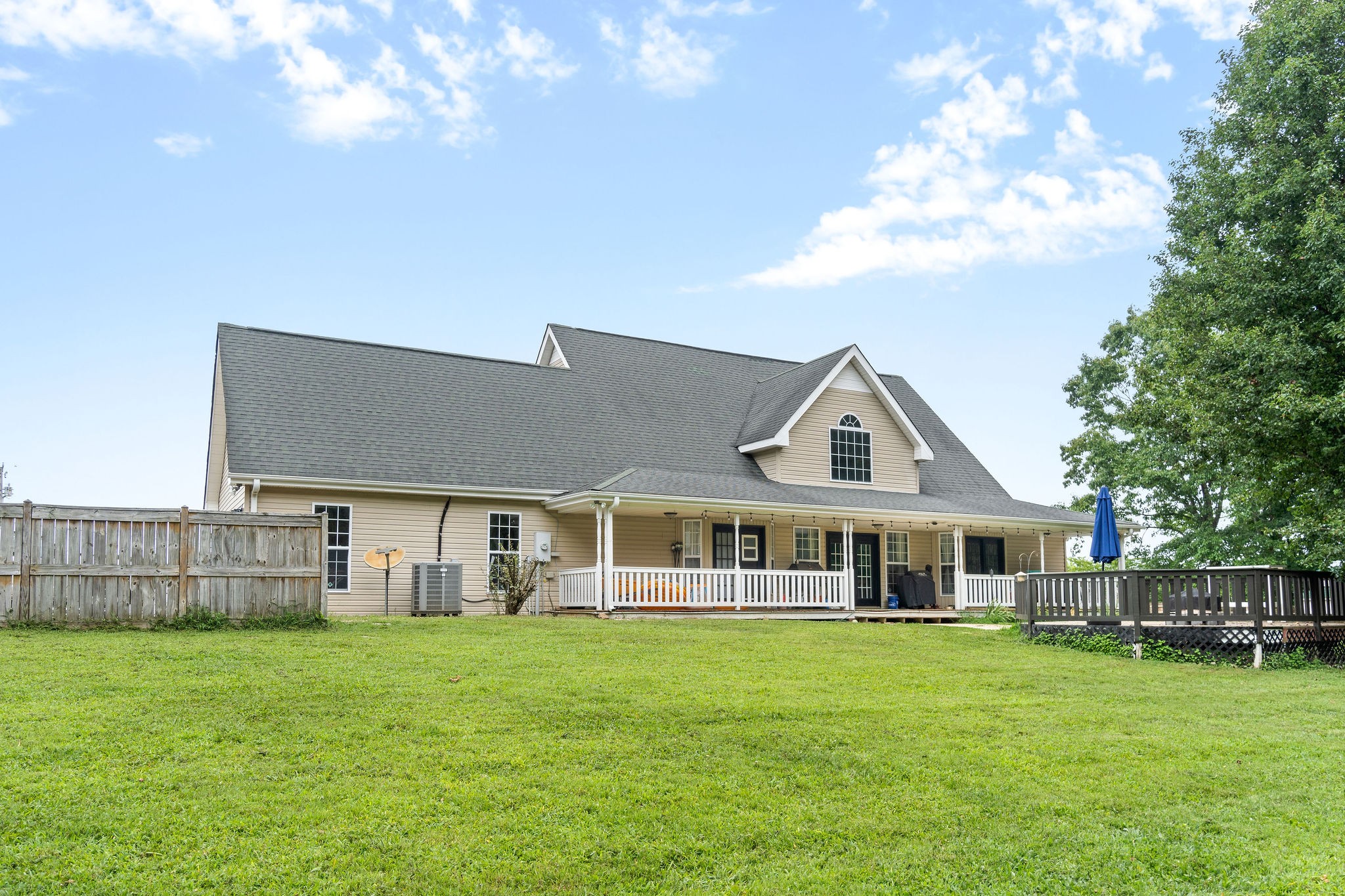 1250 Old Mack Road Clarksville, TN 37040 - Photo 2 of 45 Gallery Image 2