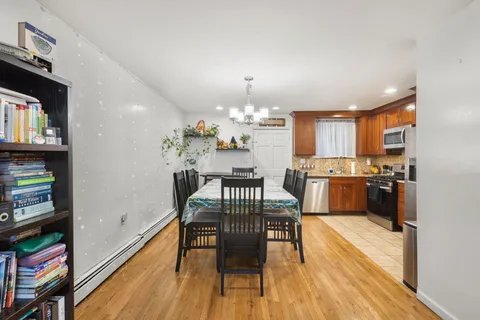 $839,000 | 961 A Summit Avenue, Jersey City, NJ 07307