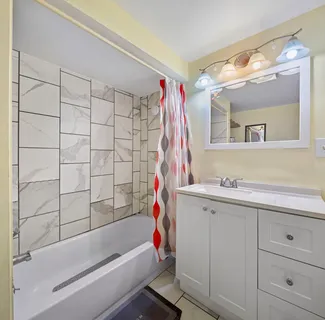 $839,000 | 961 A Summit Avenue, Jersey City, NJ 07307