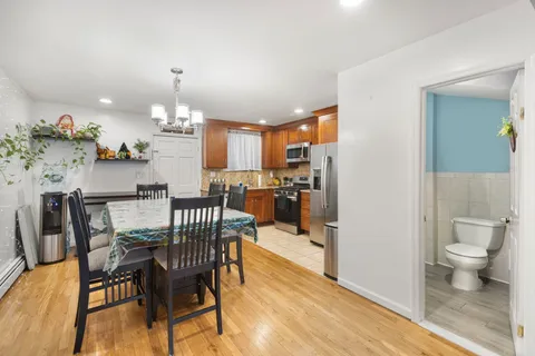 $839,000 | 961 A Summit Avenue, Jersey City, NJ 07307