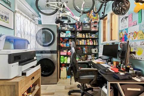 $839,000 | 961 A Summit Avenue, Jersey City, NJ 07307