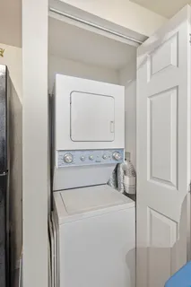 $839,000 | 961 A Summit Avenue, Jersey City, NJ 07307