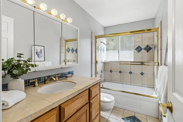 $795,000 | 5720 River Oak Way, Carmichael, CA 95608