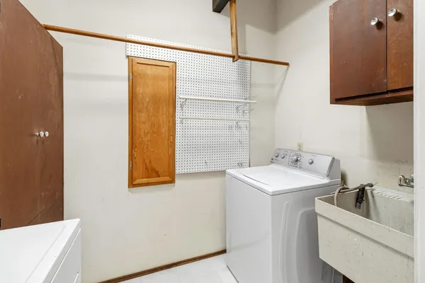 $795,000 | 5720 River Oak Way, Carmichael, CA 95608