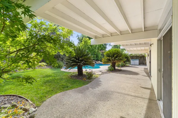 $795,000 | 5720 River Oak Way, Carmichael, CA 95608
