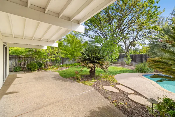 $795,000 | 5720 River Oak Way, Carmichael, CA 95608