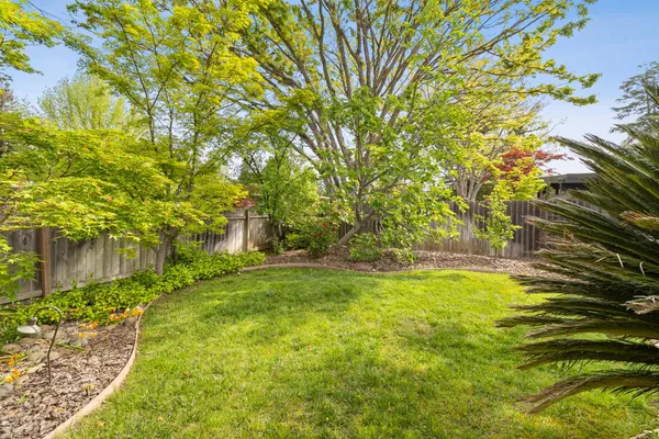 $795,000 | 5720 River Oak Way, Carmichael, CA 95608