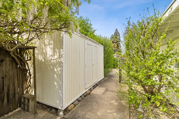 $795,000 | 5720 River Oak Way, Carmichael, CA 95608