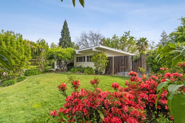 $795,000 | 5720 River Oak Way, Carmichael, CA 95608