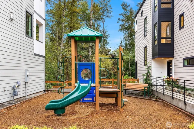 $2,099,000 | 14821 Site 11 Ne 2nd Court, Bellevue, WA 98007