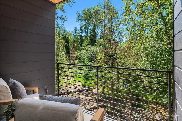 $2,099,000 | 14821 Site 11 Ne 2nd Court, Bellevue, WA 98007