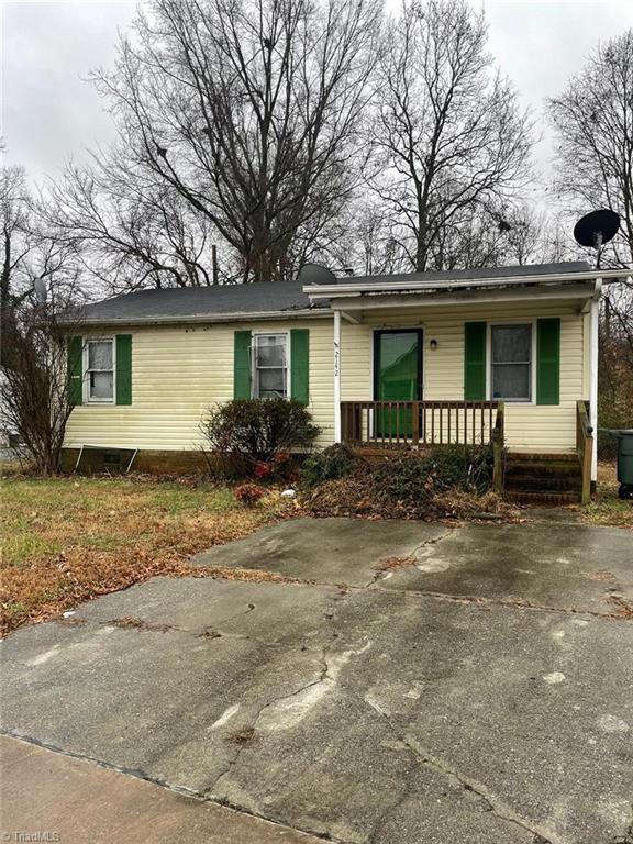 2142 McConnell Road, Greensboro, NC 27401 Compass