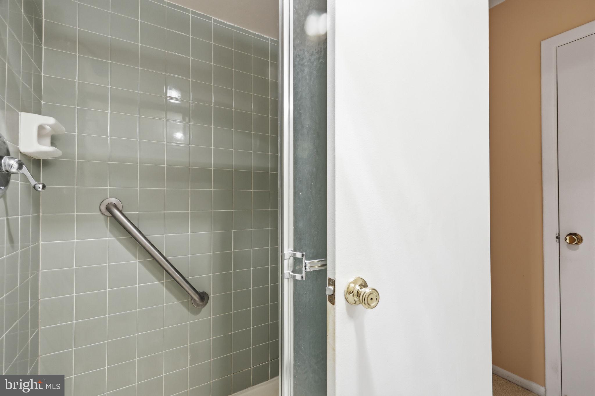 8910 Krewstown Road, Unit 118 Philadelphia, PA 19115 - Photo 13 of 20 Gallery Image 13