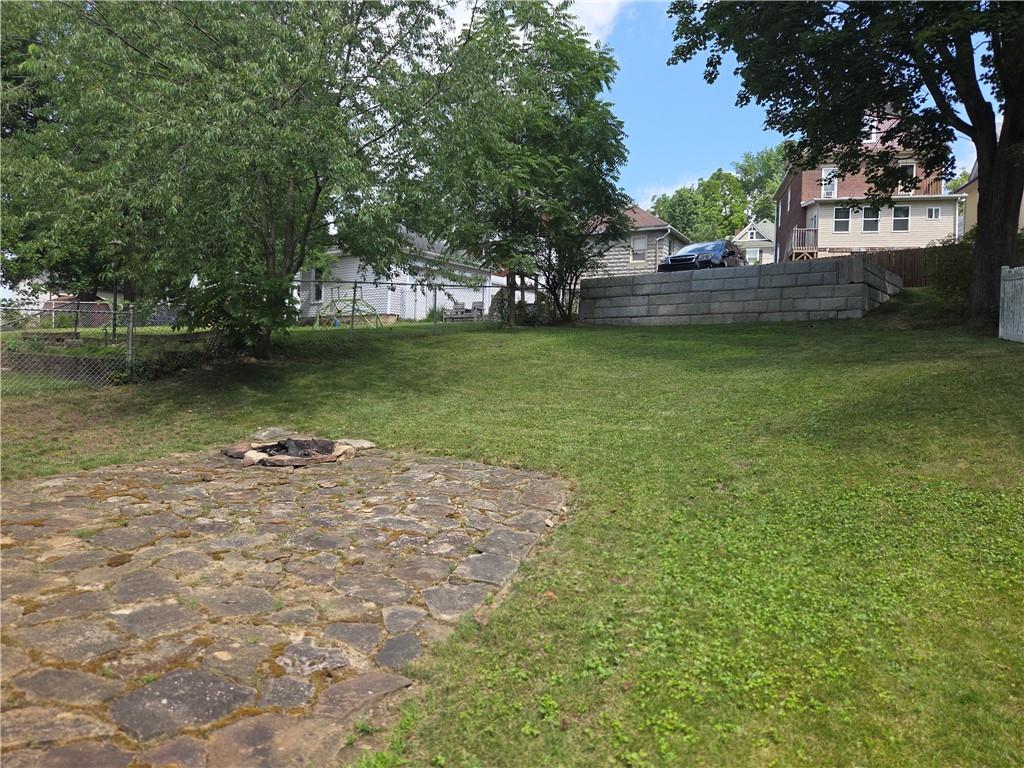 534 East Pearl Street Butler, PA 16001 - Photo 33 of 36