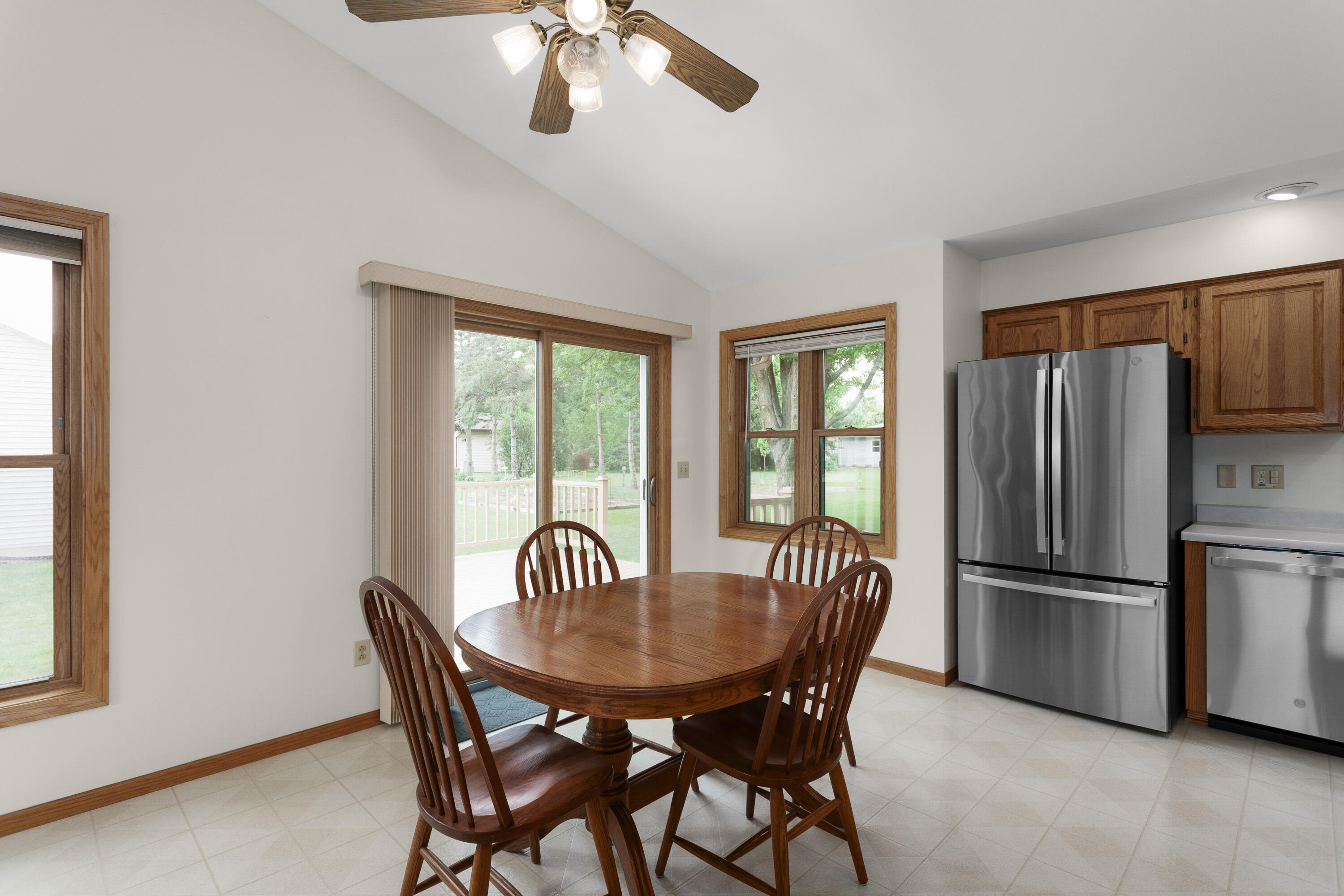 706 Woodbridge Trail Watertown, WI 53094 - Photo 11 of 38 Dining area, walk-out to deck
