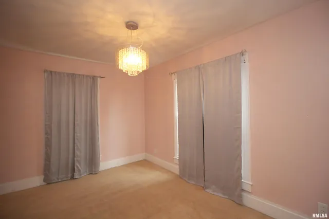 $99,900 | 78 Garfield Avenue, Galesburg, IL 61401