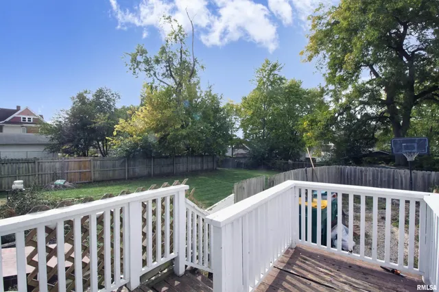 $99,900 | 78 Garfield Avenue, Galesburg, IL 61401